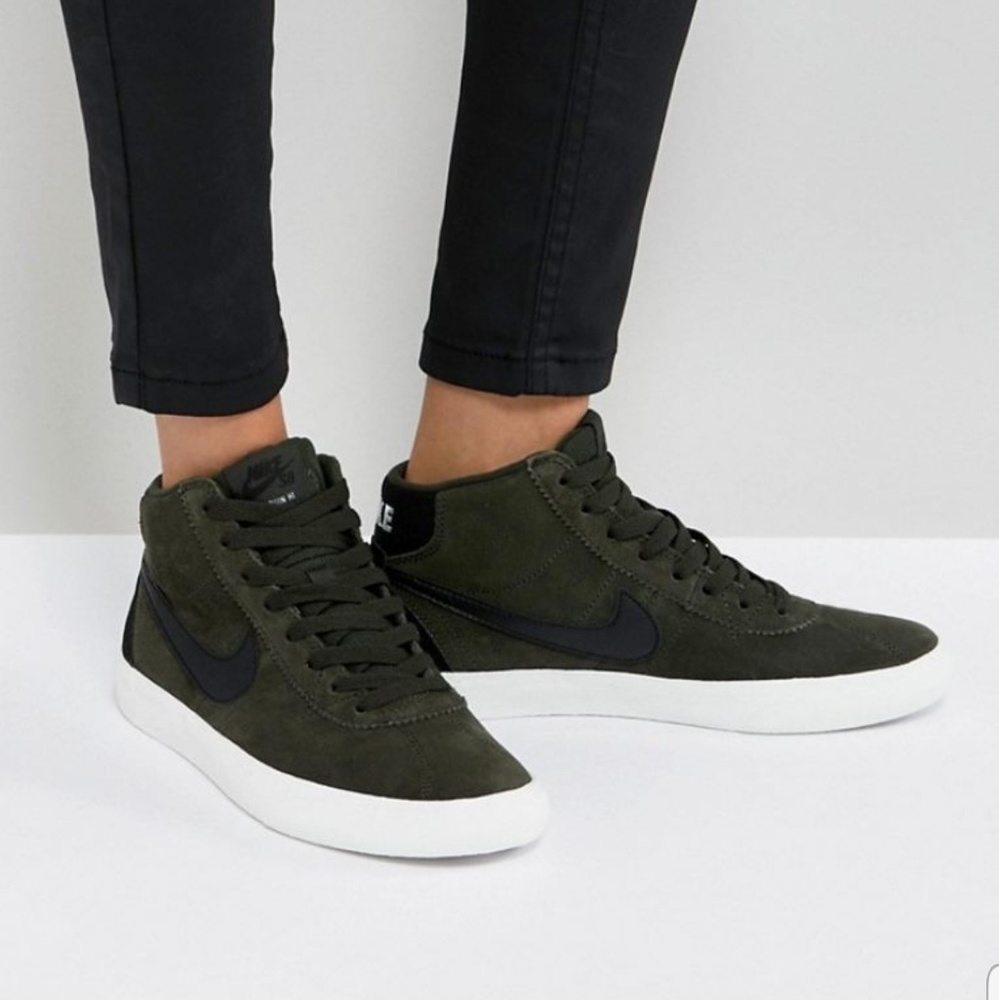 Nike SB Bruin Hi Skater Shoes